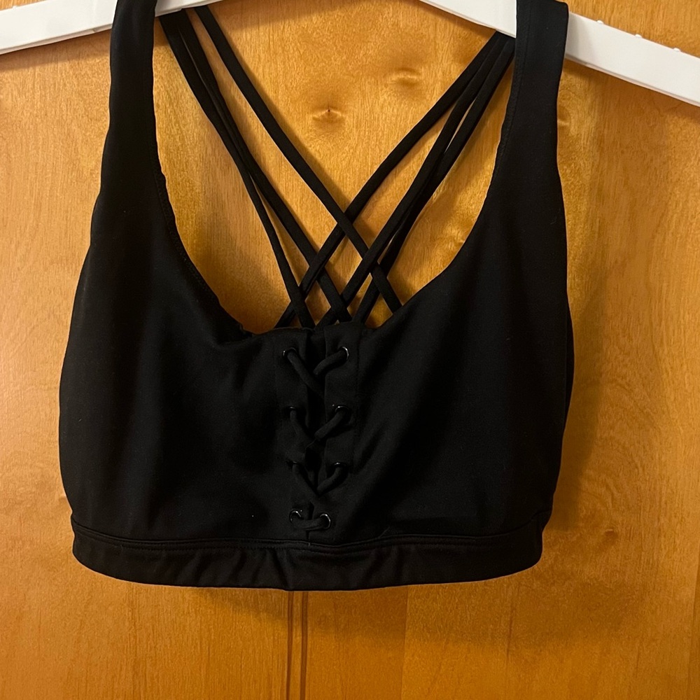 Victoria’s Secret Black Strappy Lace-Up Sports Bra